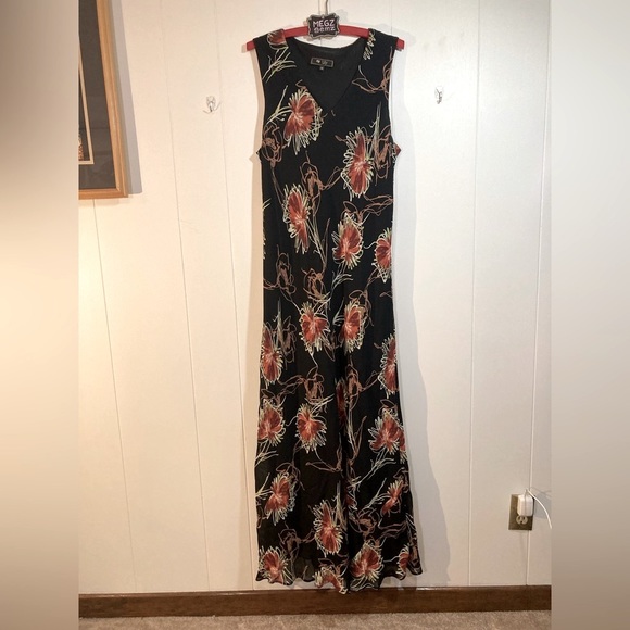 Lily Dresses & Skirts - Vintage Lily 1X Black Rayon with Red Dahlia print Bias Cut Sleeveless Maxi Dress